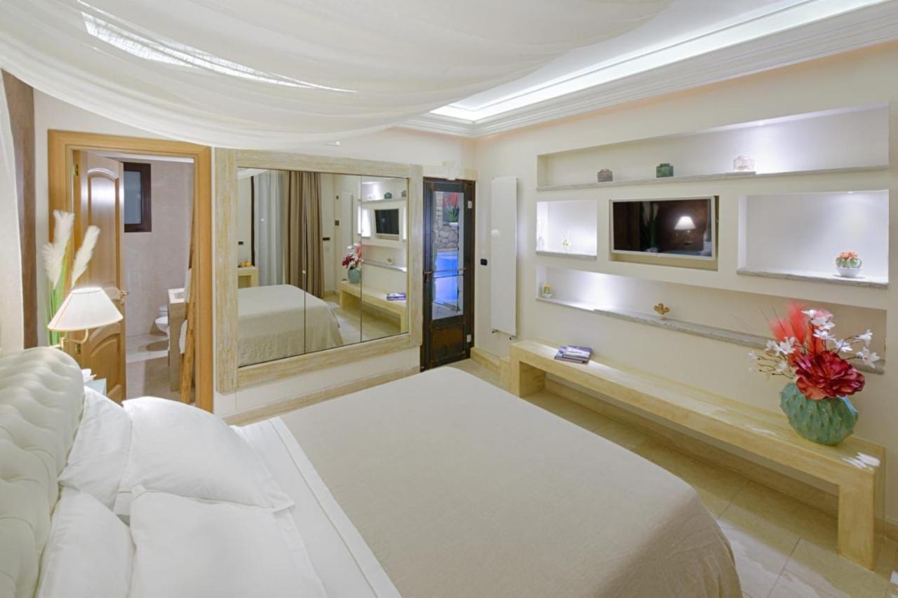 Ego Salento Hotel กาลาตีนา ภายนอก รูปภาพ