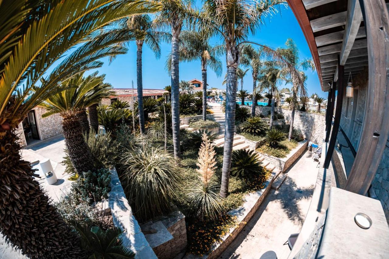 Ego Salento Hotel กาลาตีนา ภายนอก รูปภาพ
